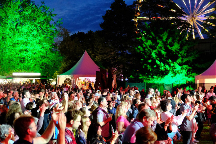 Hier gibt es Tipps zu sommerlichen Aktivitäten in Kassel und rund um den Campingplatz