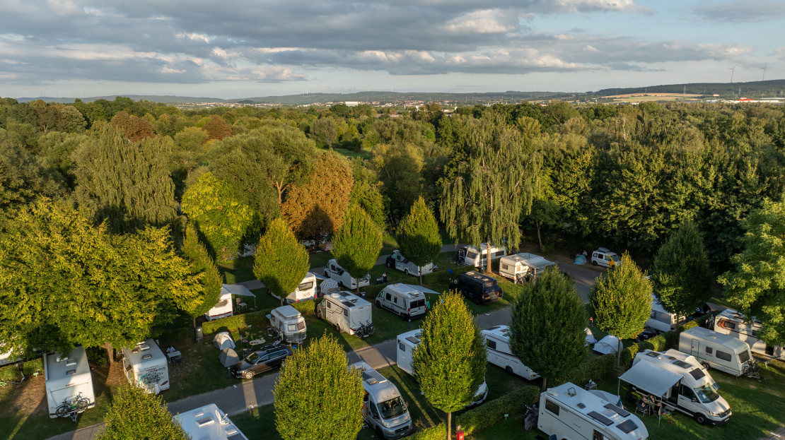 Seating for relaxing on the terrace area of ​​the bistro on the campsite
